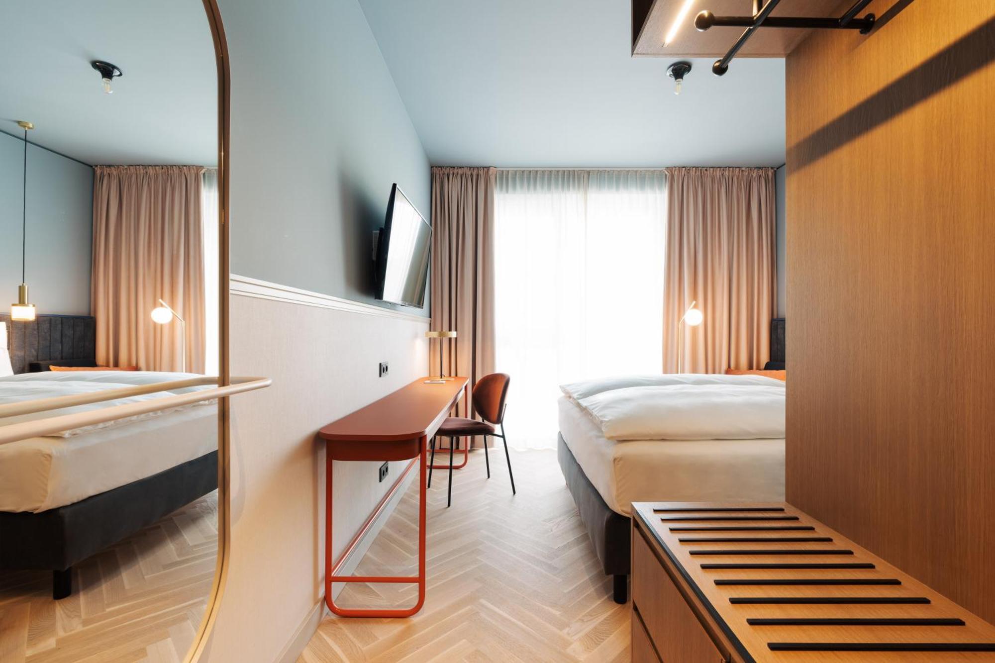 Hotel Galantha アイゼンシュタット エクステリア 写真